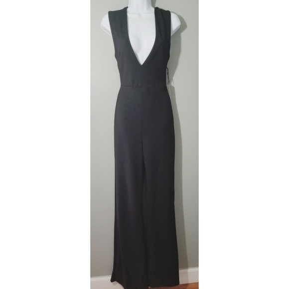 black backless jumper